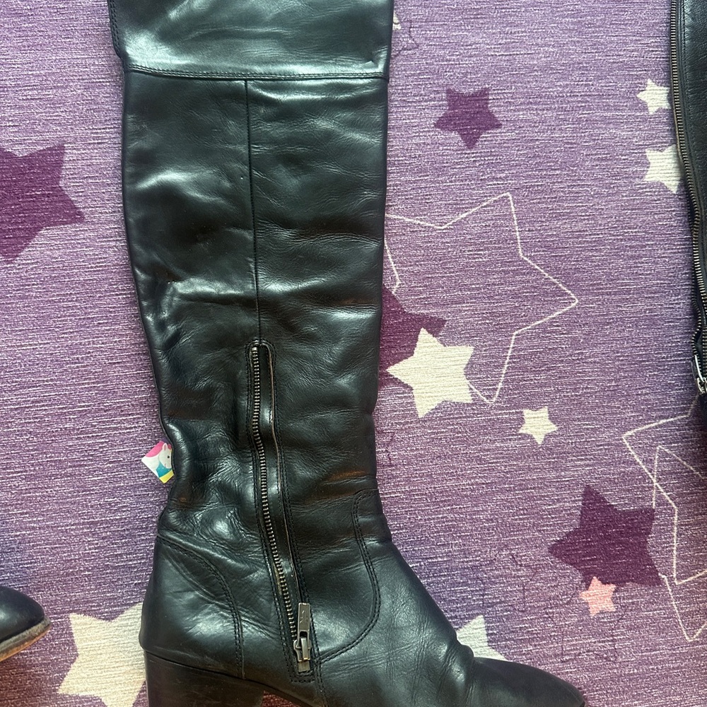 FRYE AND CO Black Over the Knee Boots Sleek Leather Design